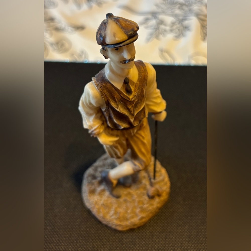 Awesome Vintage Victorian Gentlemen Statue